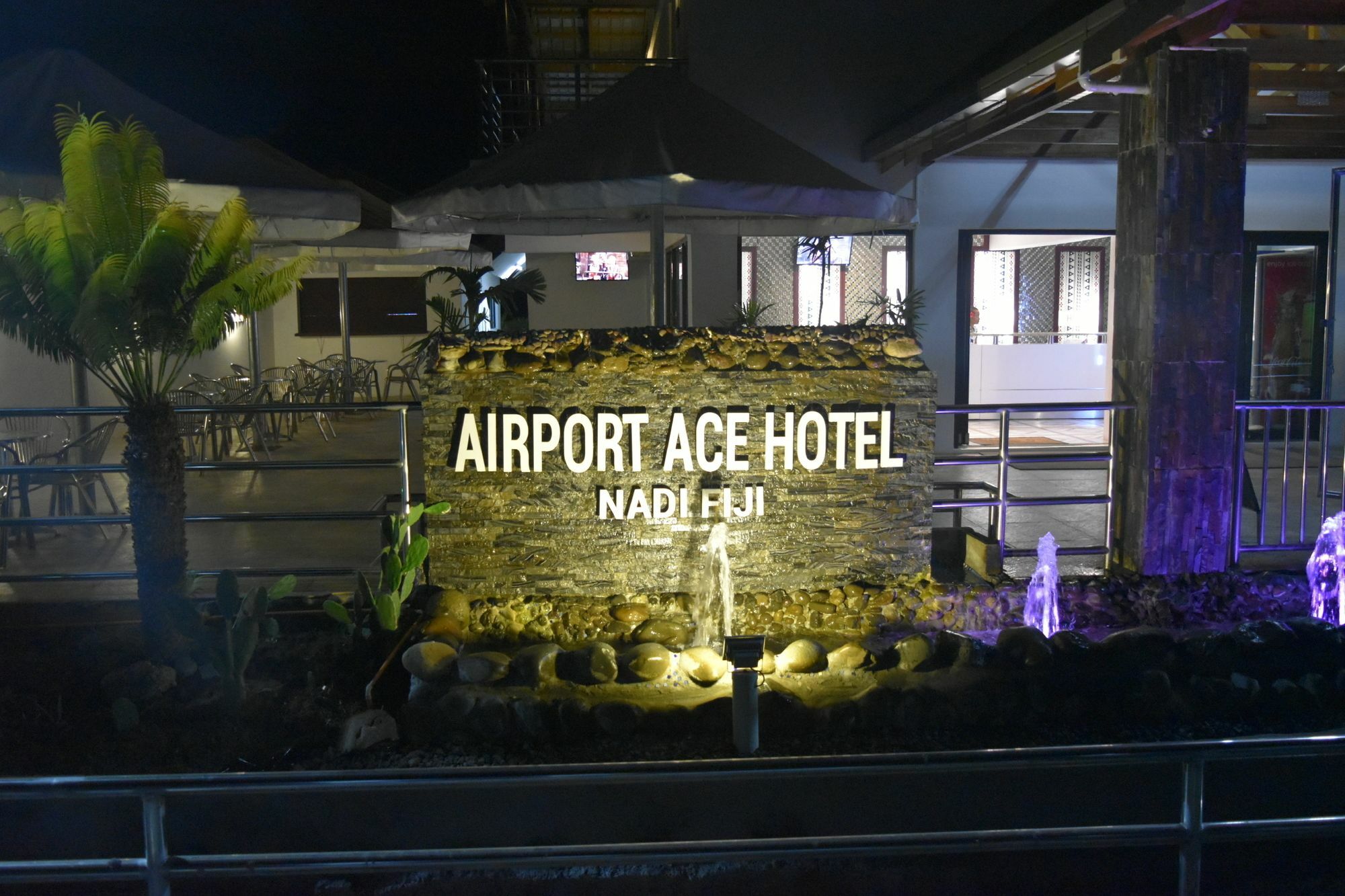 Airport Ace Hotel Нади Екстериор снимка